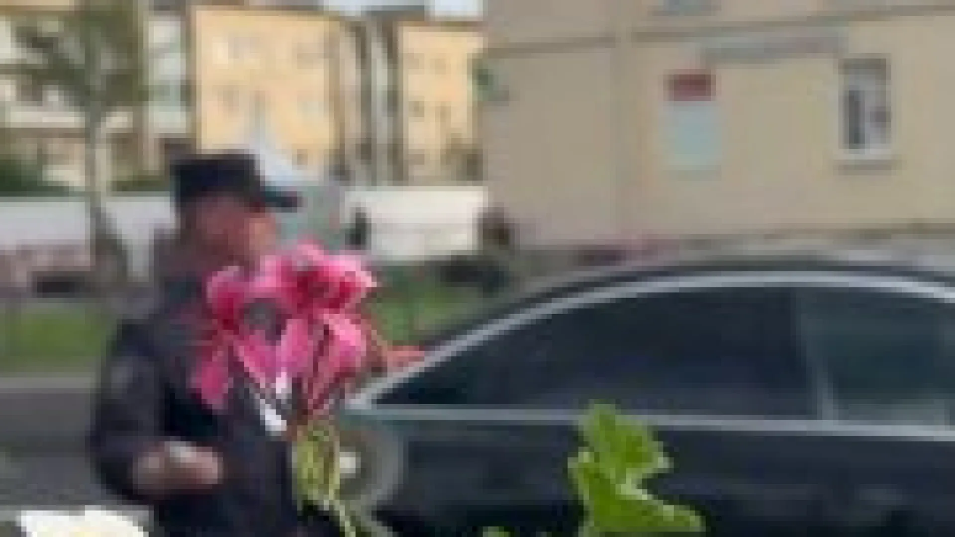 Полиция с мегафонами и шутками помогла гостям ПМЭФ быстро добраться до метро
