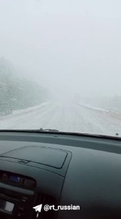 Снегопад пришёл в середине апреля в Новосибирск.