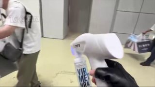 На аниме-фестивалях в Токио появились отряды по борьбе с неприятным запахом